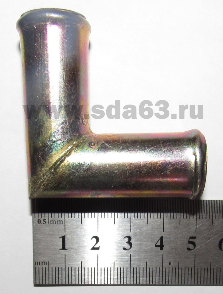Угольник шлангов отопителя  18*18 мет.