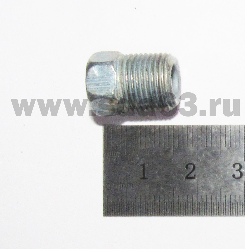 Штуцер гайка М12*1 на топливную трубоку